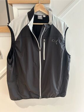 Puma Black and White Men's Sleeveless Performance Vest